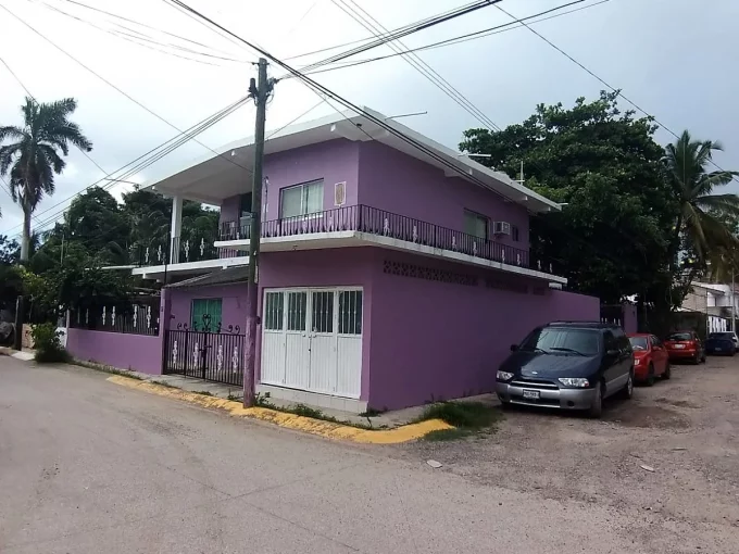 2-Story House For Sale With Patio In Jarretaderas Nayarit